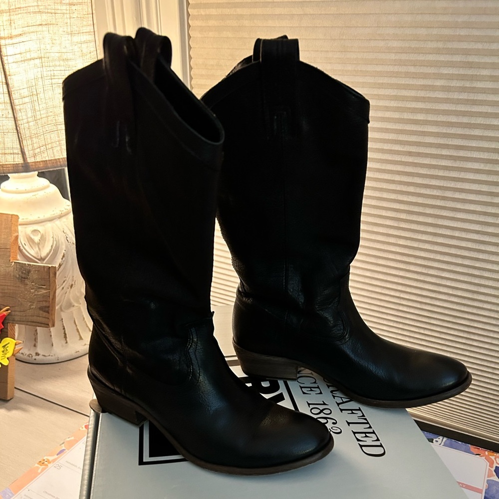 Frye Carson Pull On Black Size 8m like new